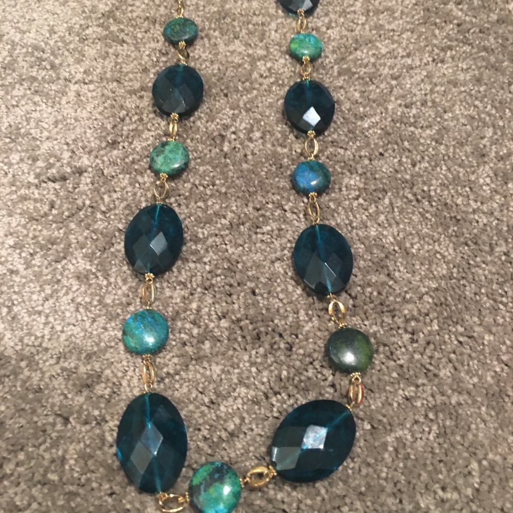 Statement necklace